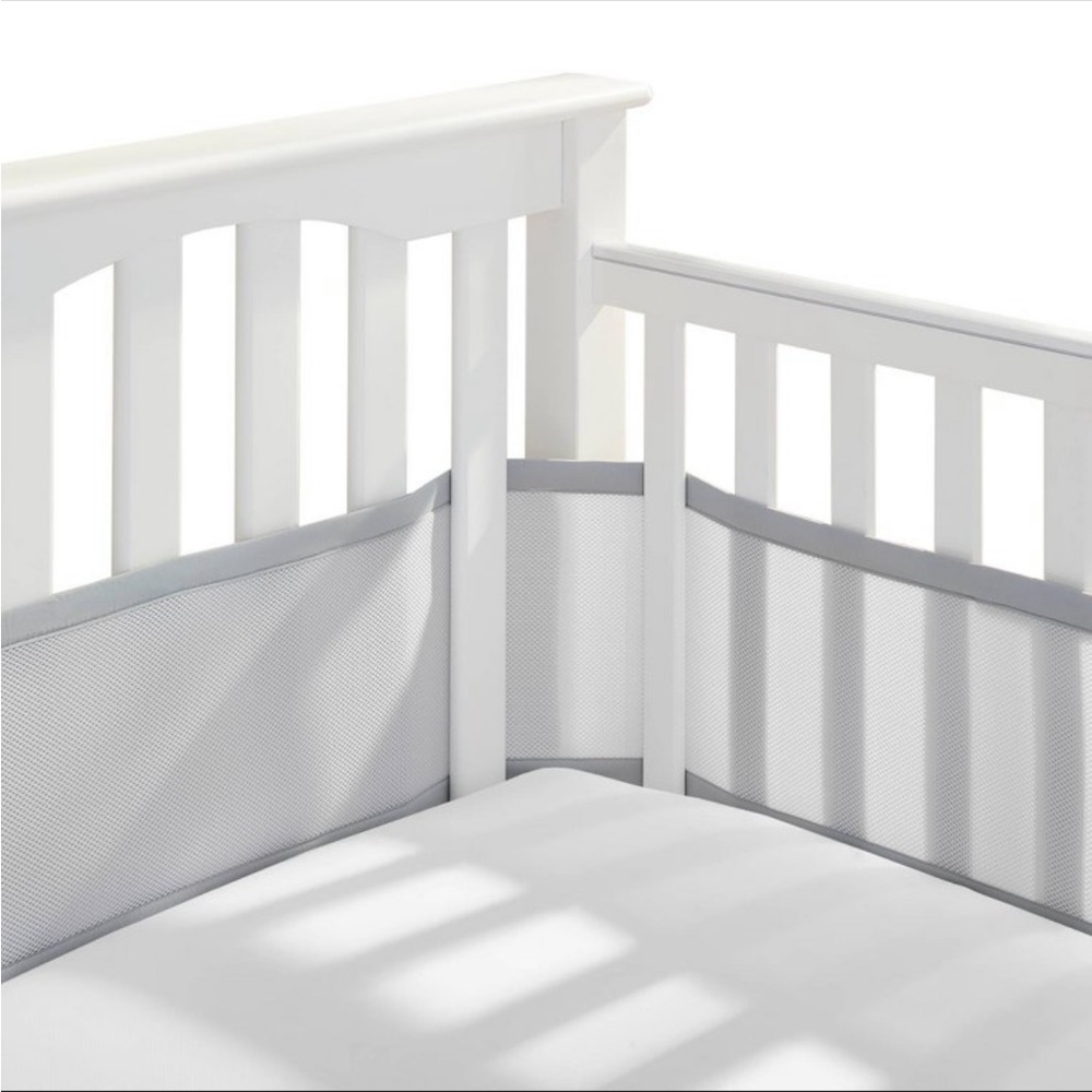 Breathable mesh crib liner